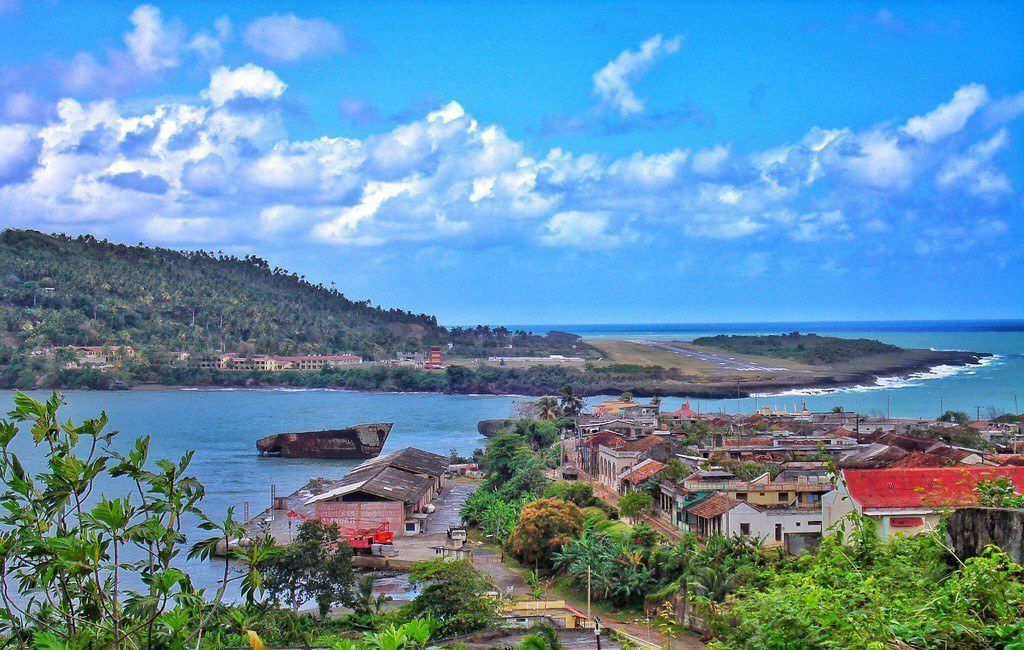 Baracoa vista aerea bahia