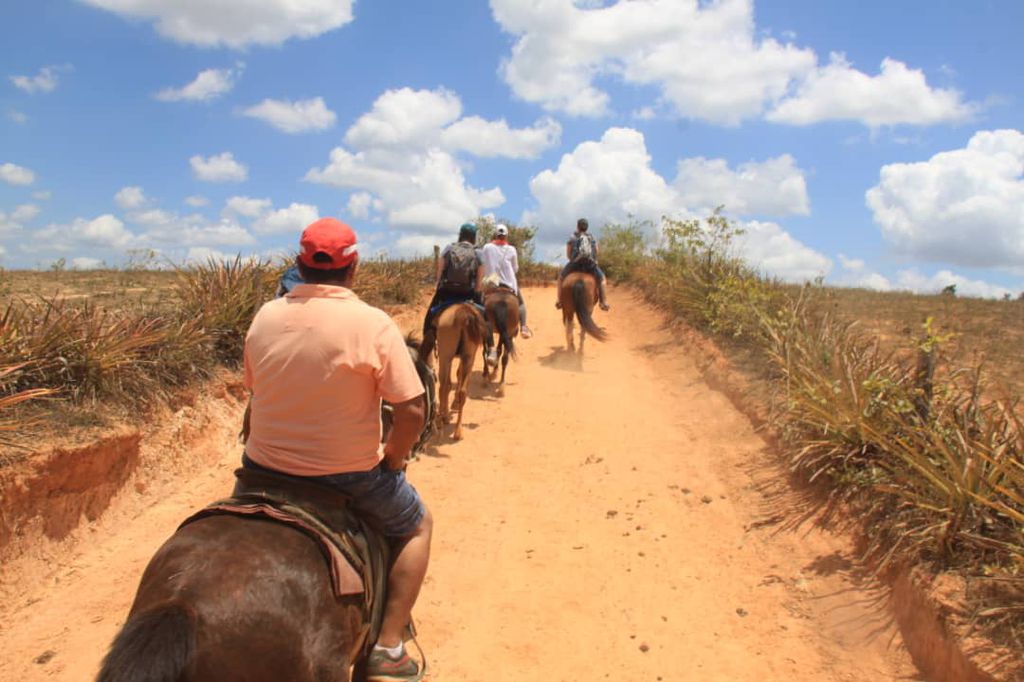 Recorrido a Caballo en Viñales